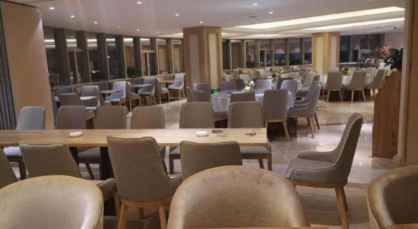 Vienna Hotel Kunming Baiyun Road Metro Station Jiang'an