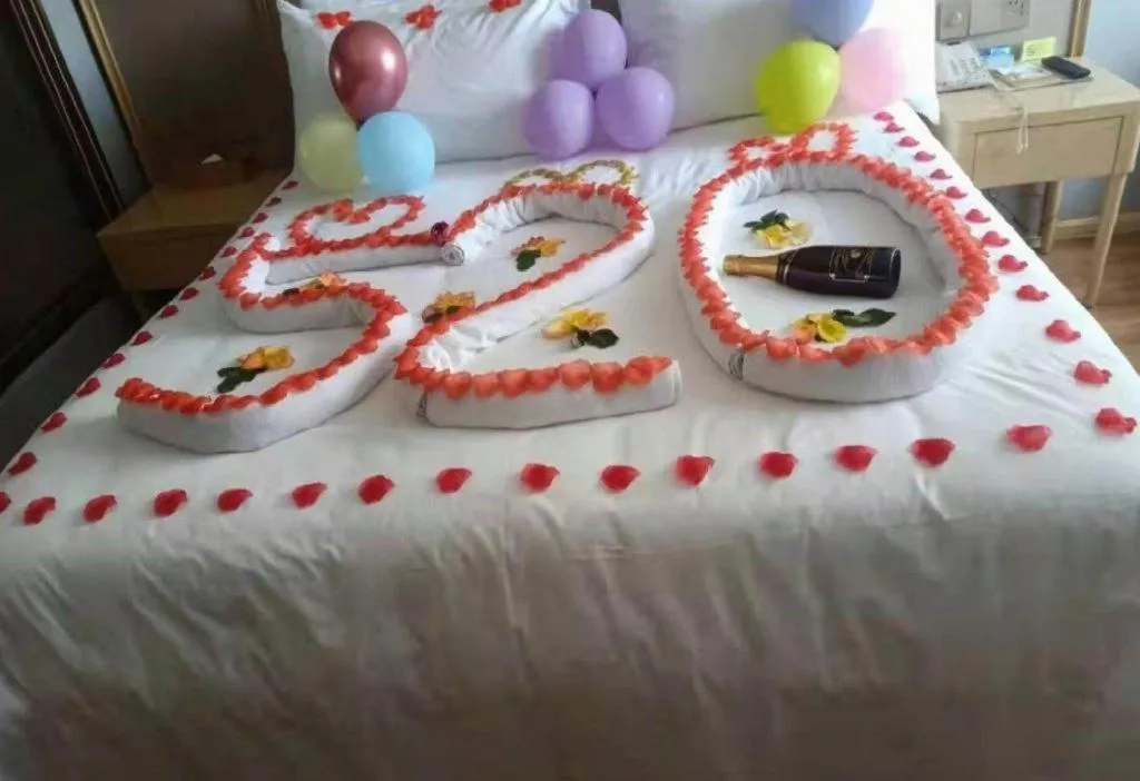 Bed in Vienna Hotel Kunming Baiyun Road Metro Station Jiang'an