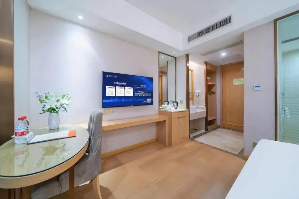 Bed in Vienna Hotel Chongqing Shiqiaopu Metro Station Bed in Vienna Hotel Chongqing Shiqiaopu Metro Station