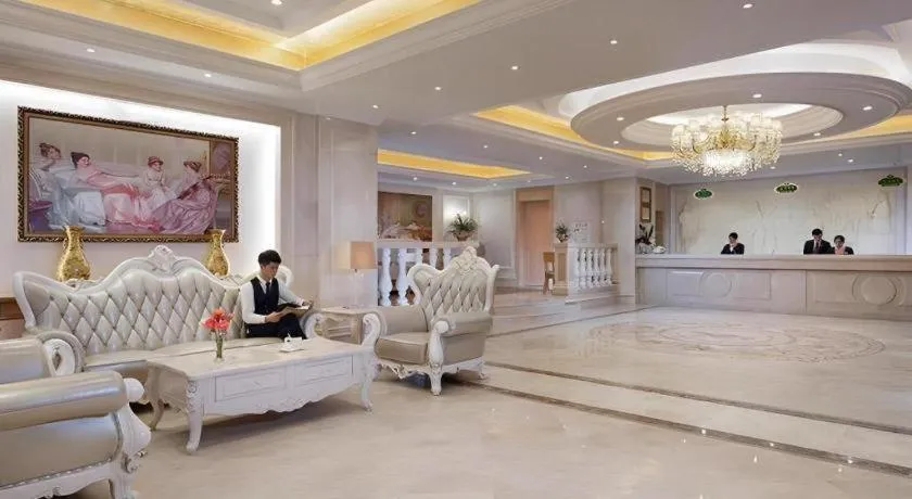 Vienna Hotel Chongqing Shiqiaopu Metro Station