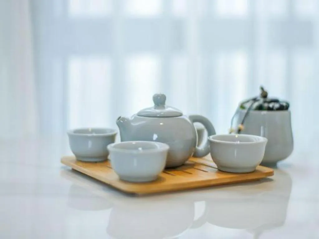 Vienna Hotel Chongqing Yangjiaping Pedestrian Street Light Railway Station