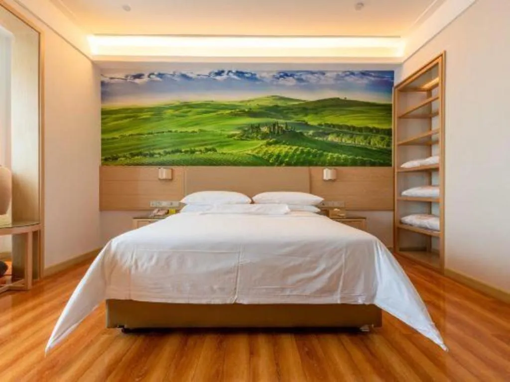 Bed in Best Sleep International Hotel Shenzhen Tanglang Metro Station