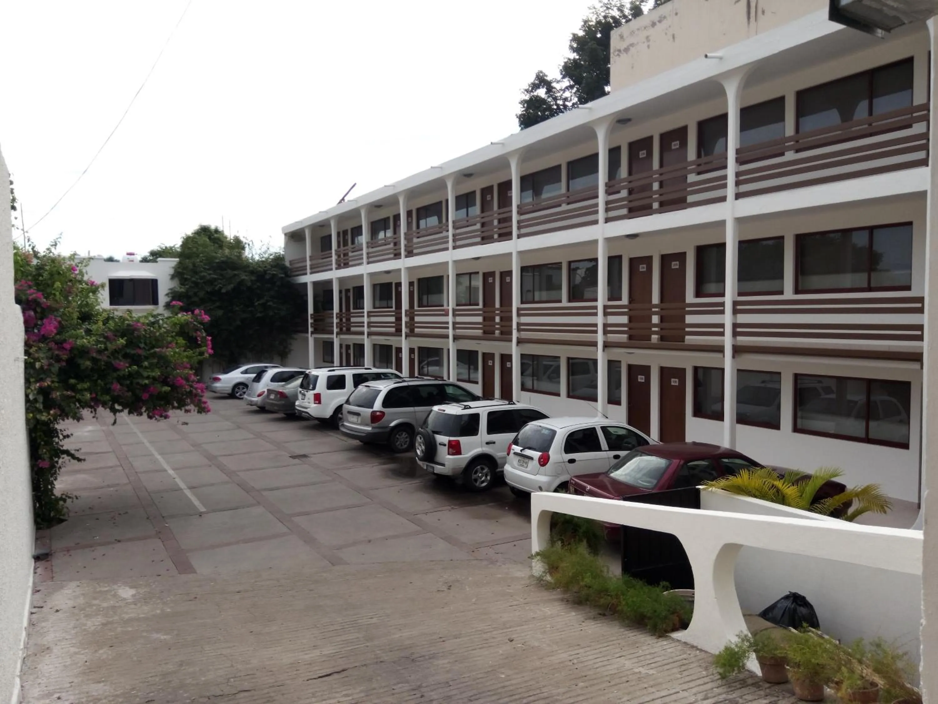 Patio in Hotel La Riviera