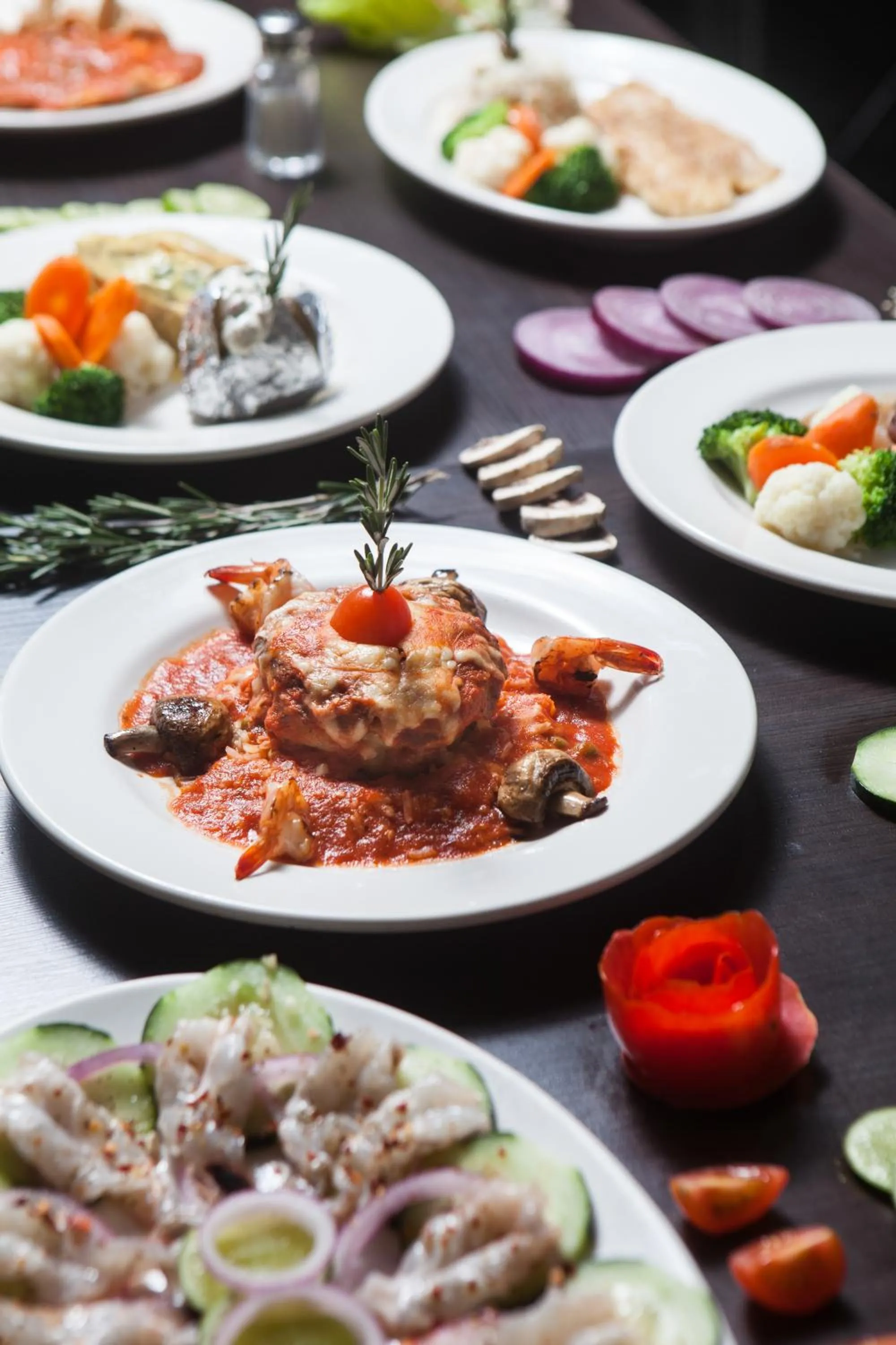 Restaurant/places to eat in Hotel La Riviera