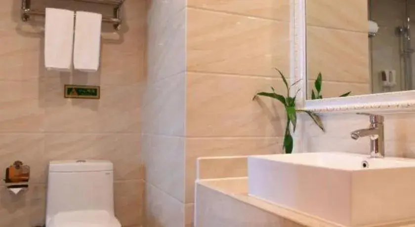 Vienna Hotel Suzhou Yangcheng Lake Fashion Stage Vienna Hotel Suzhou Yangcheng Lake Fashion Stage