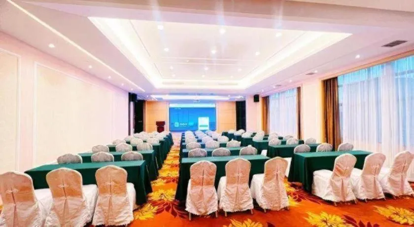 Vienna Hotel Guangzhou Panyu Square