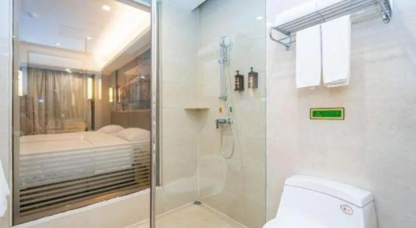 Bed in Vienna Hotel Guangzhou Panyu Square