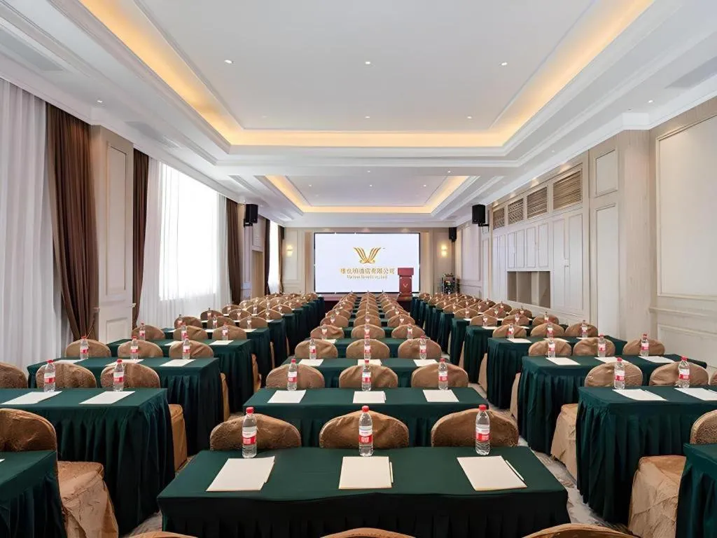 Vienna Hotel Shenzhen Pingshan Longtian Town