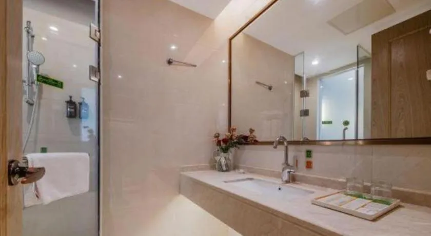 Vienna Hotel Shenzhen Pingshan Longtian Town