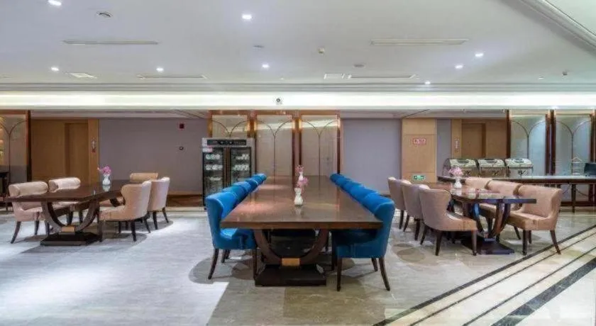 Vienna Hotel Chongqing Wushan Municipal Government