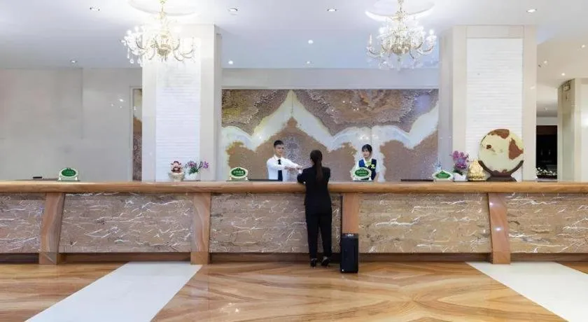 Vienna Hotel Guangdong Zhuhai Mingzhu Station Guozheng