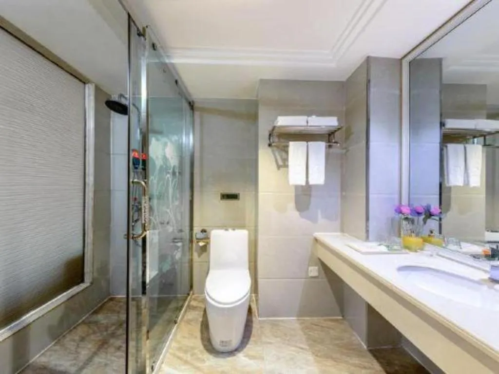 Vienna Hotel Guangdong Zhuhai Mingzhu Station Guozheng