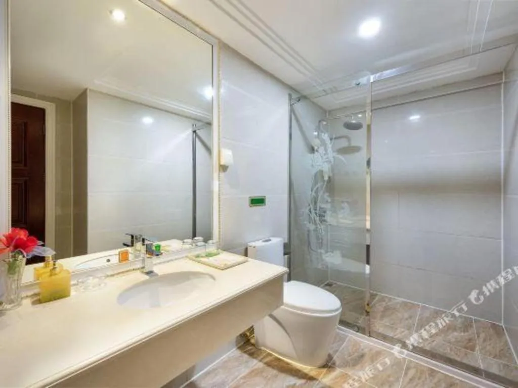 Vienna Hotel Guangdong Zhuhai Mingzhu Station Guozheng