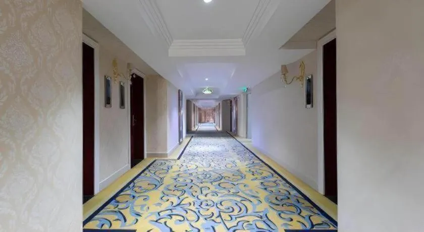 Vienna Hotel Guangdong Zhuhai Mingzhu Station Guozheng