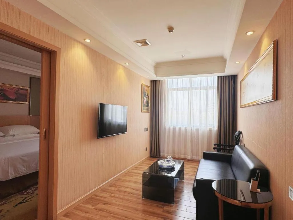 Bed in Vienna Hotel Guangzhou Baiyun Airport Huadu Avenue