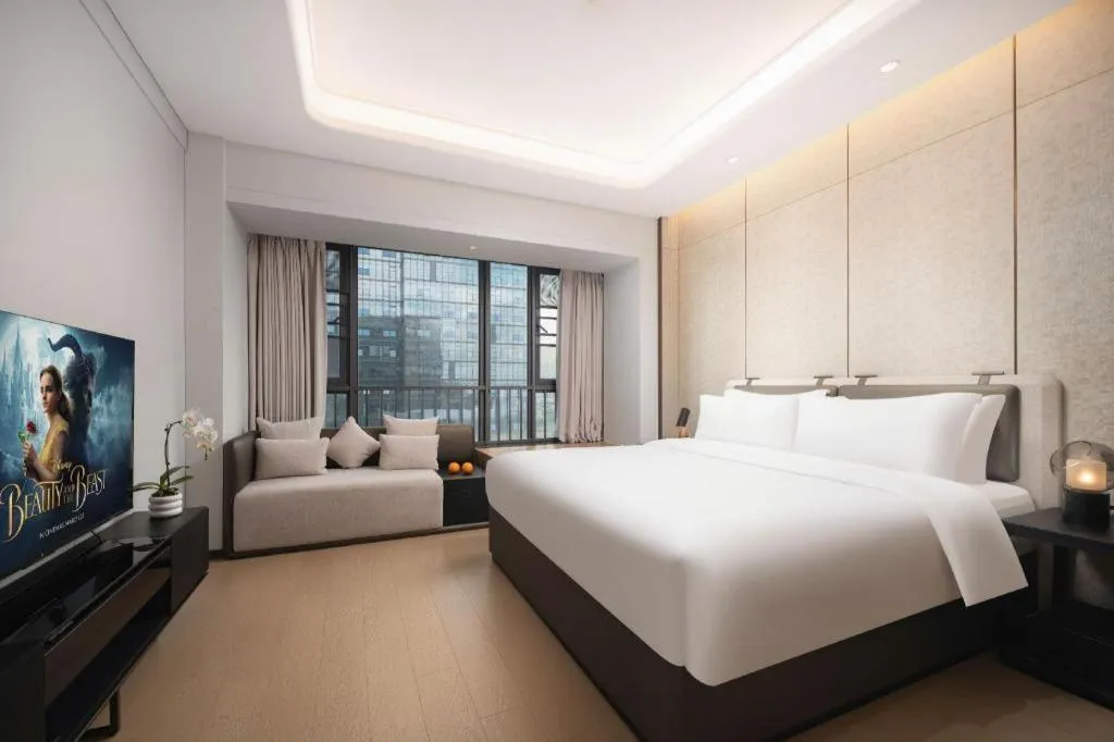 Bed in Shenzhen Cloud Park Manhattan Hotel