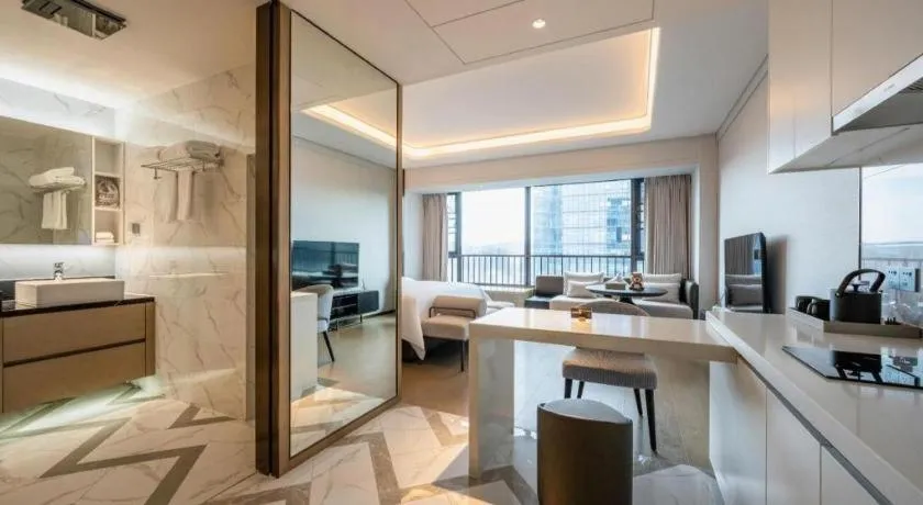 Bed in Shenzhen Cloud Park Manhattan Hotel