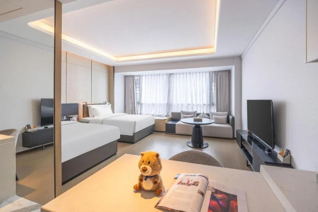 Bed in Shenzhen Cloud Park Manhattan Hotel