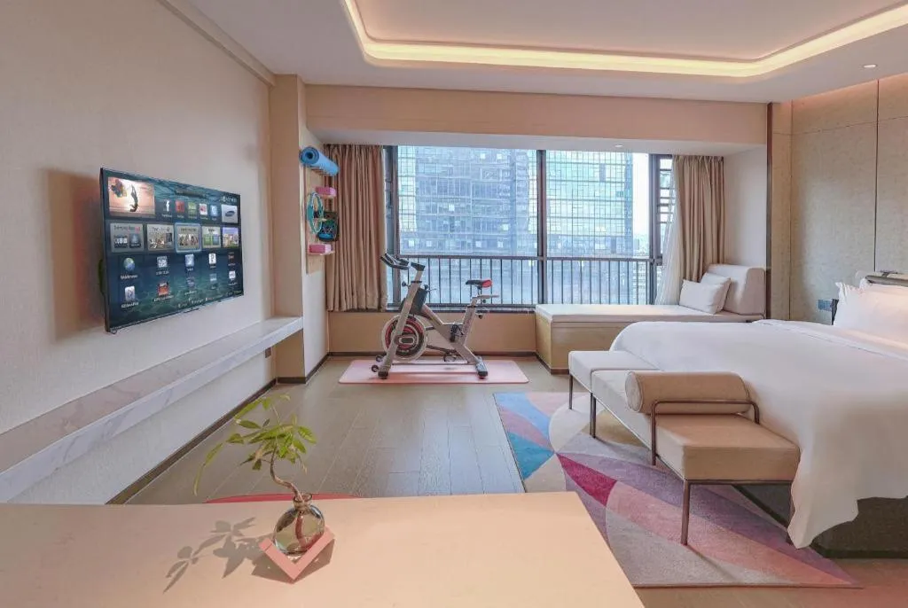 Bed in Shenzhen Cloud Park Manhattan Hotel