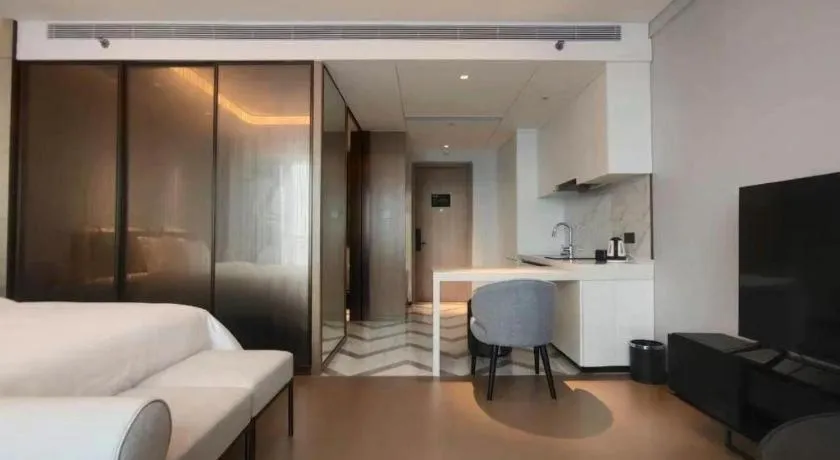 Bed in Shenzhen Cloud Park Manhattan Hotel