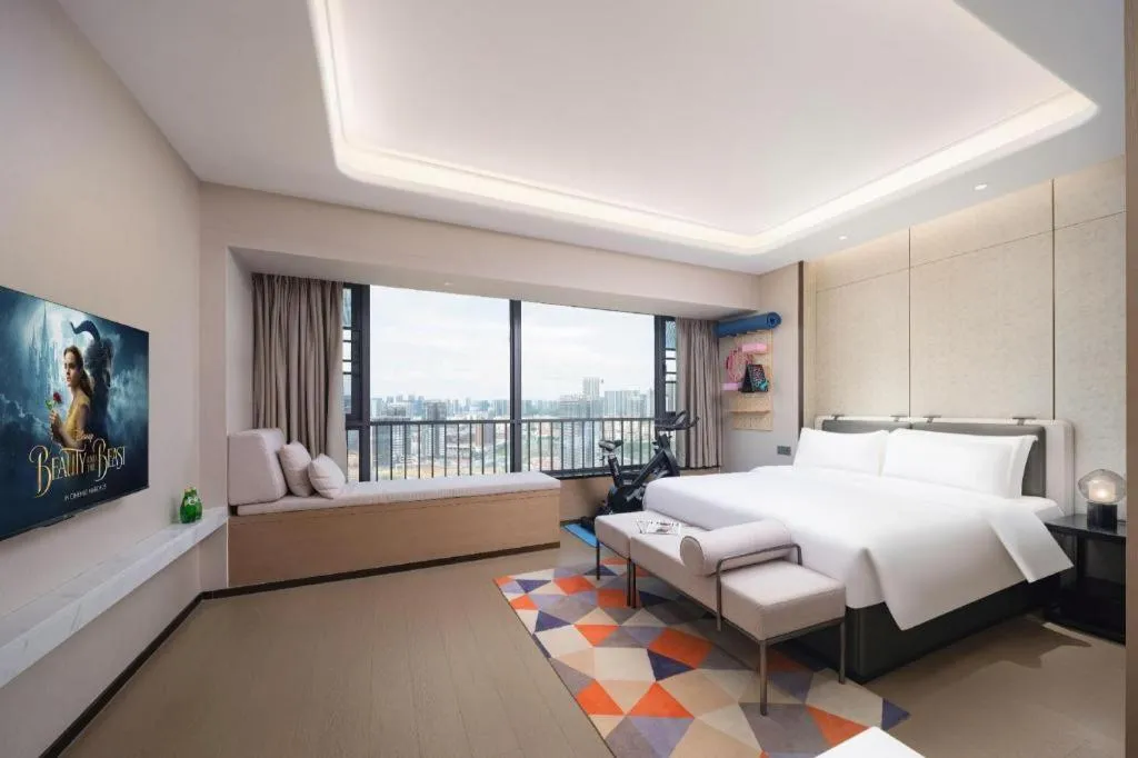 Bed in Shenzhen Cloud Park Manhattan Hotel