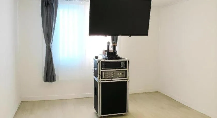 Seorak Mt., The East Sea and hot spring