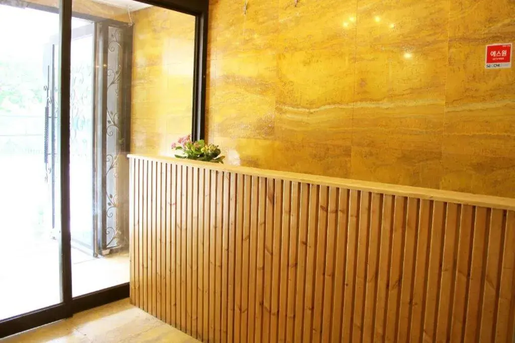 Seorak Mt., The East Sea and hot spring Seorak Mt., The East Sea and hot spring