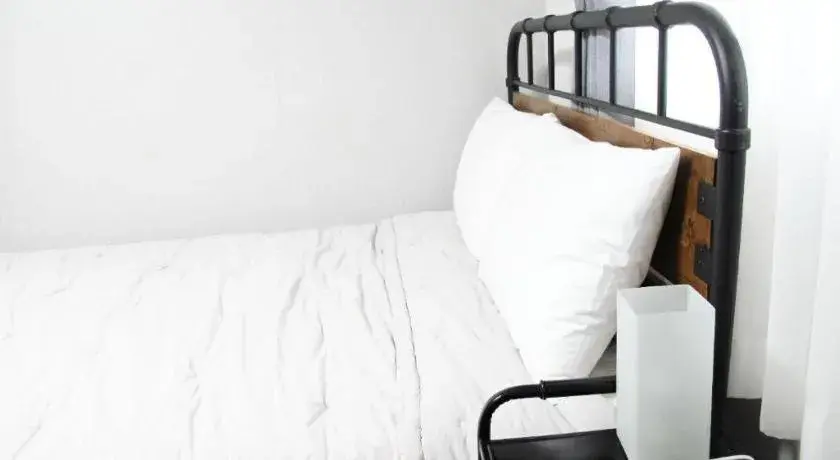 Bed in Seorak Mt., The East Sea and hot spring Bed in Seorak Mt., The East Sea and hot spring