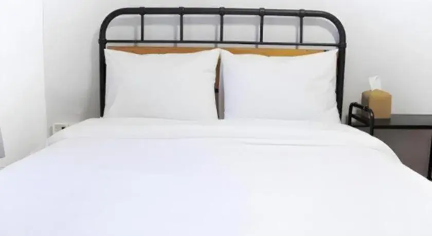 Bed in Seorak Mt., The East Sea and hot spring Bed in Seorak Mt., The East Sea and hot spring