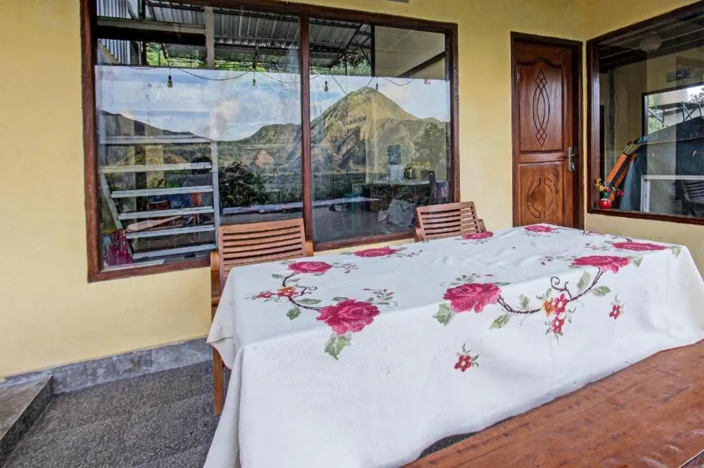 Bed in OYO 91744 Hotel Gemilang