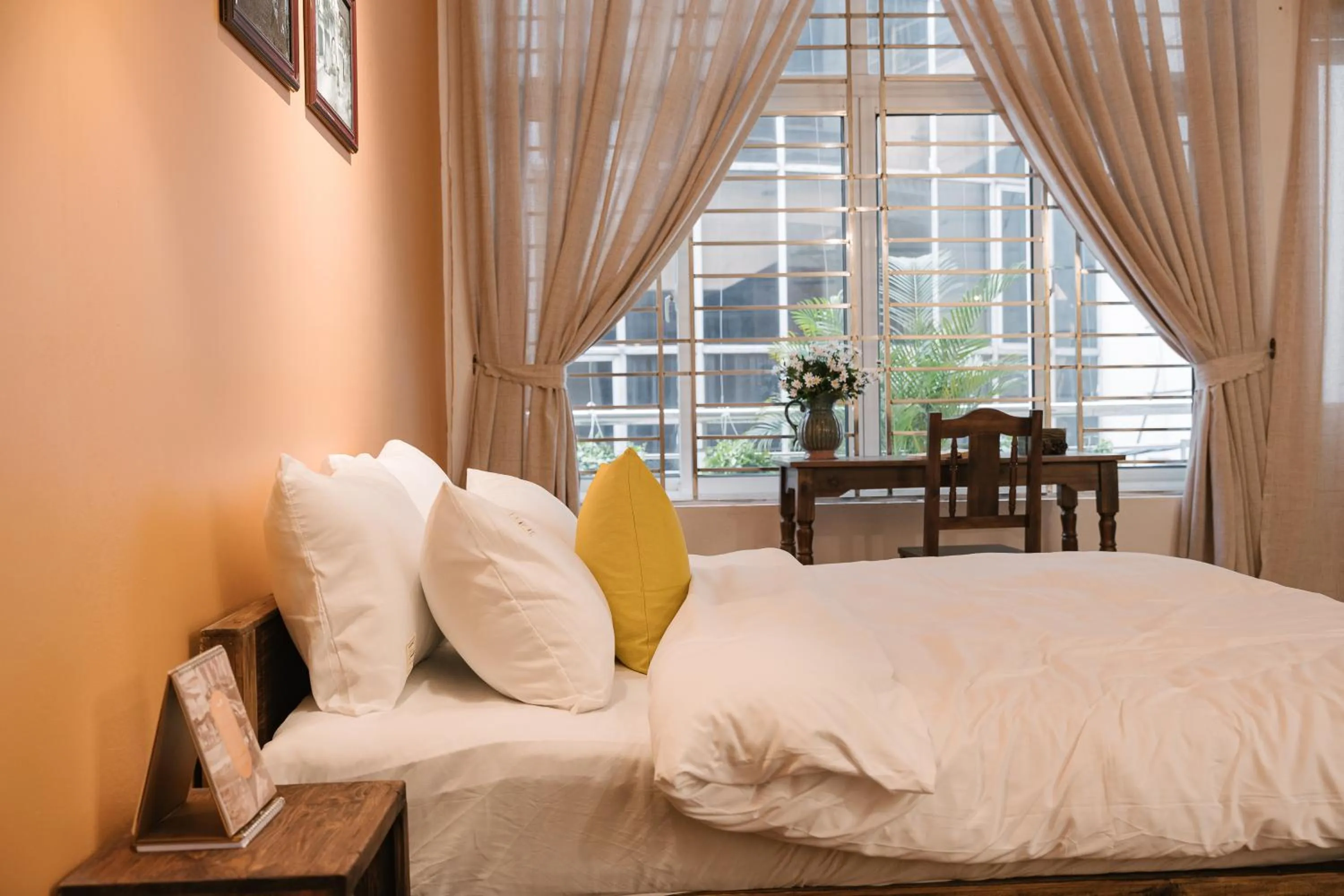 Bed in OH Trendy homes Hoan Kiem PNL1