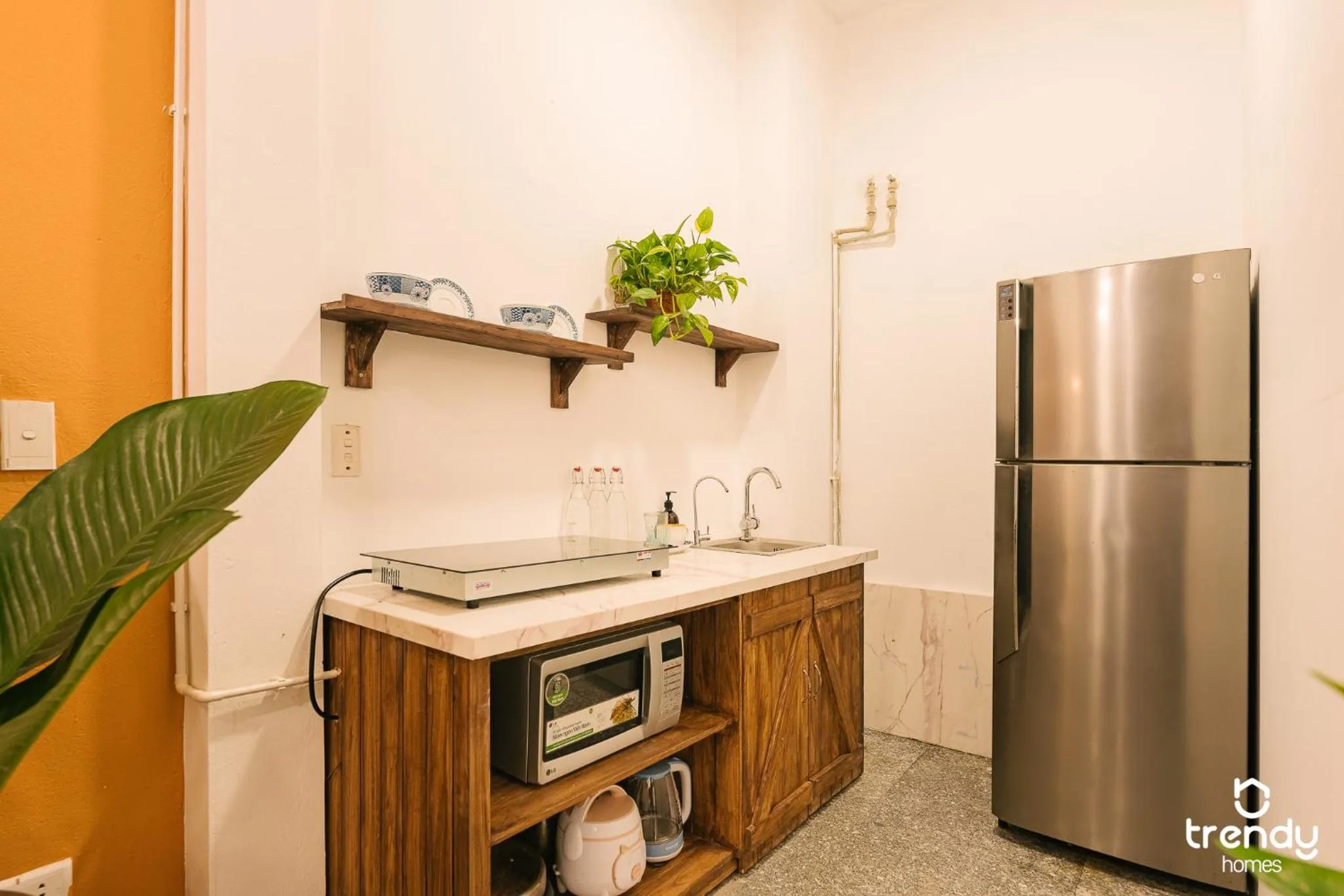 Kitchen or kitchenette in OH Trendy homes Hoan Kiem PNL1