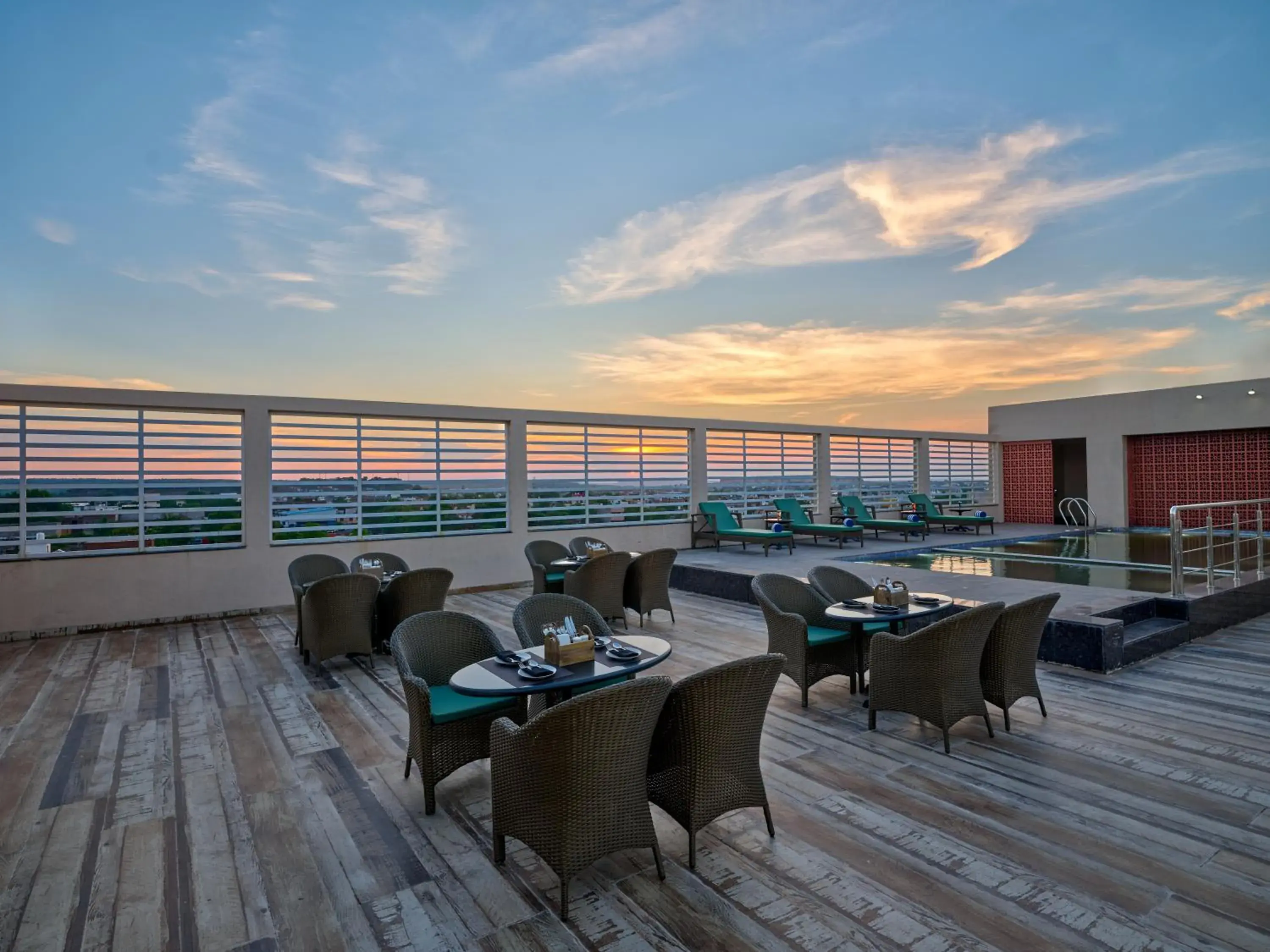 Restaurant/places to eat in Regenta Place Gwalior Restaurant/places to eat in Regenta Place Gwalior