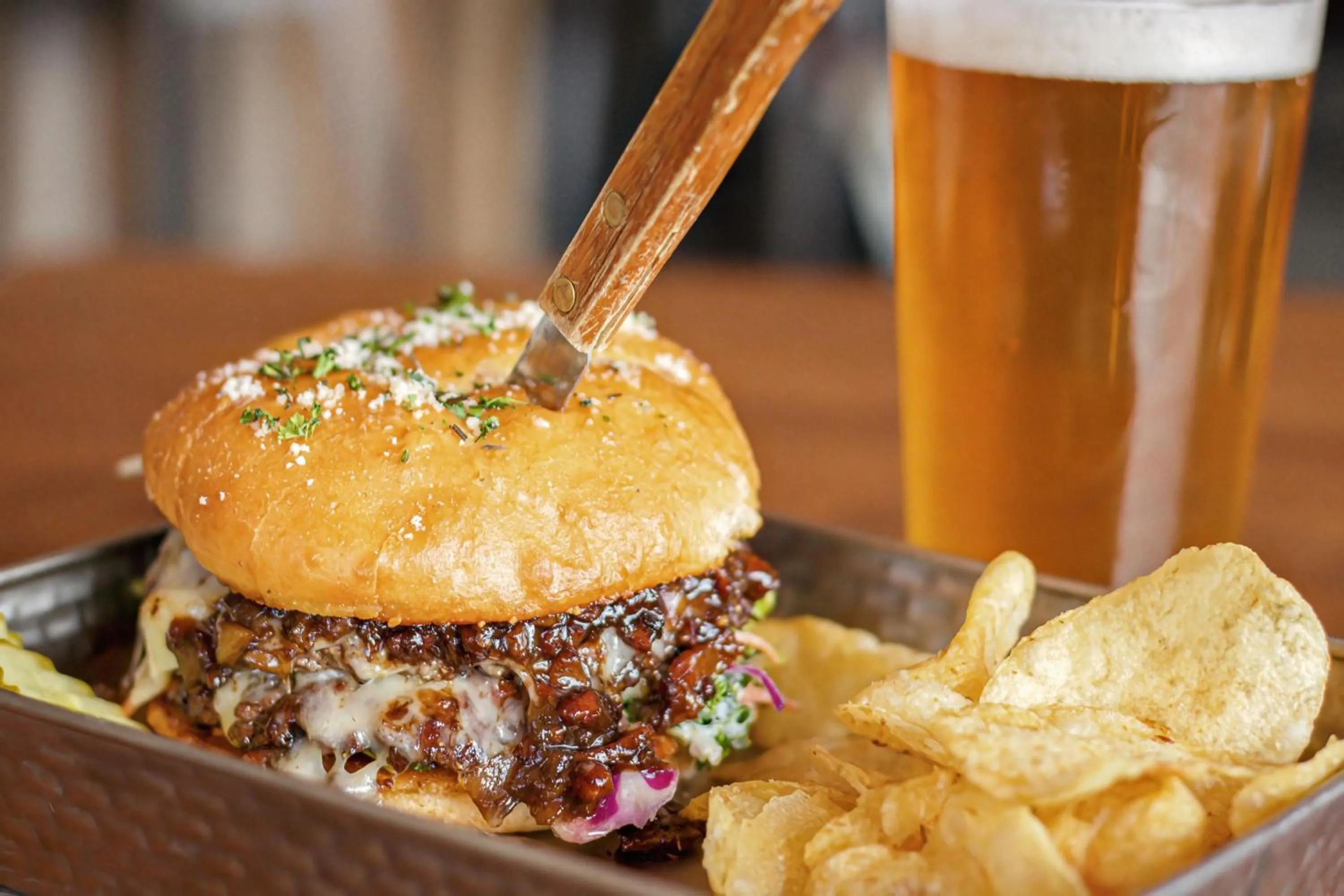 Restaurant/places to eat in Grand Superior Lodge