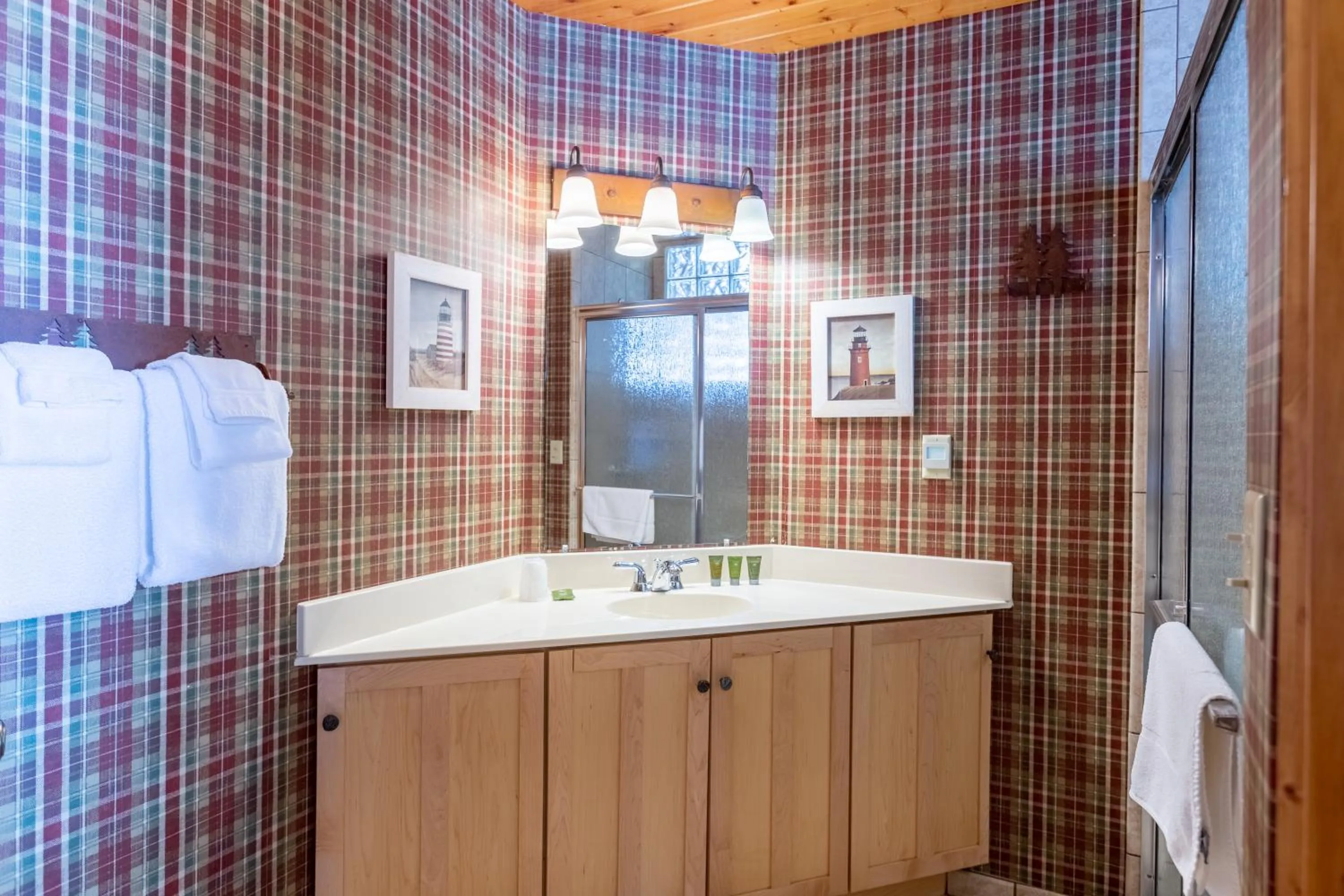 Bathroom in Grand Superior Lodge