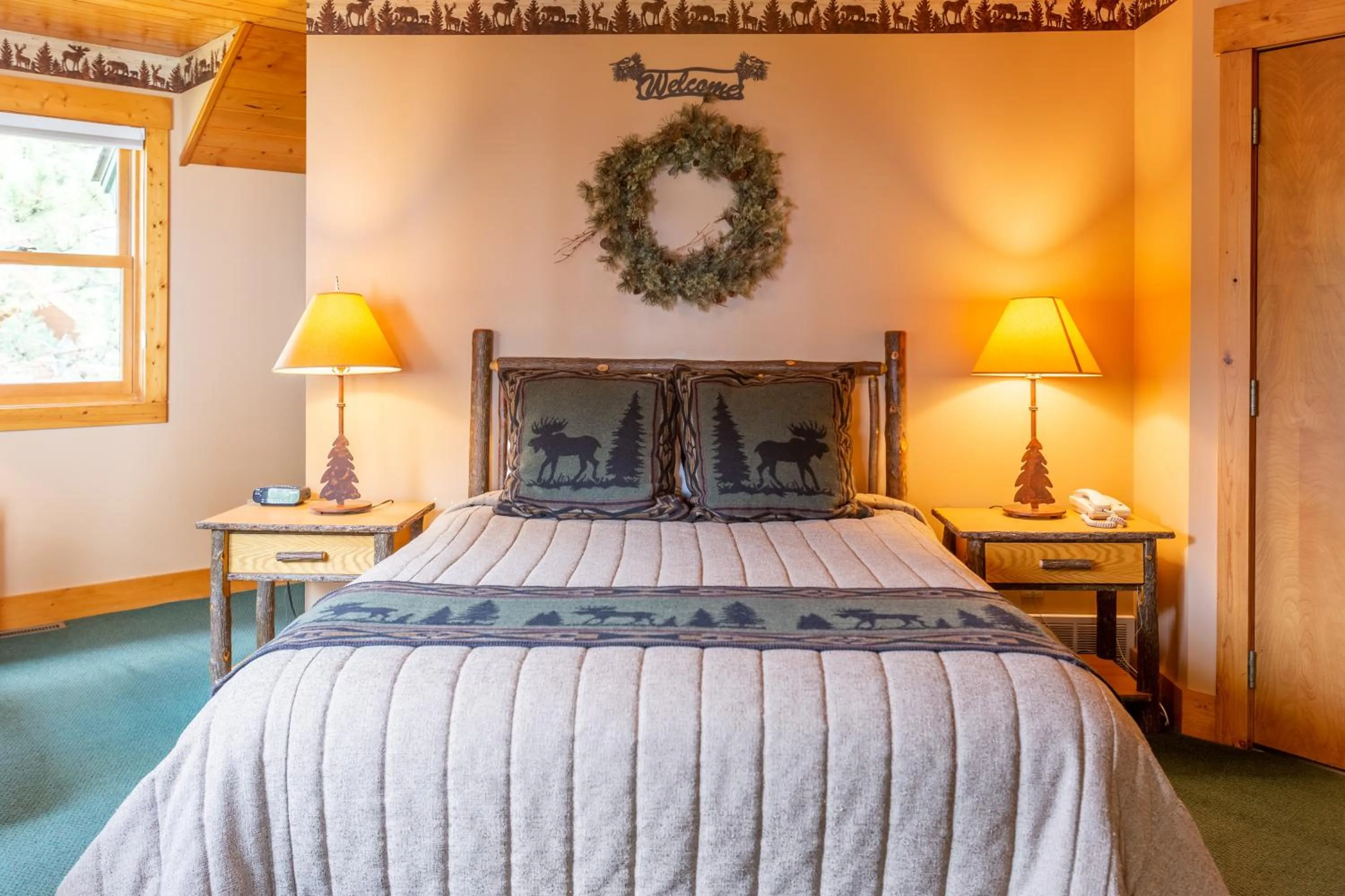 Bed in Grand Superior Lodge