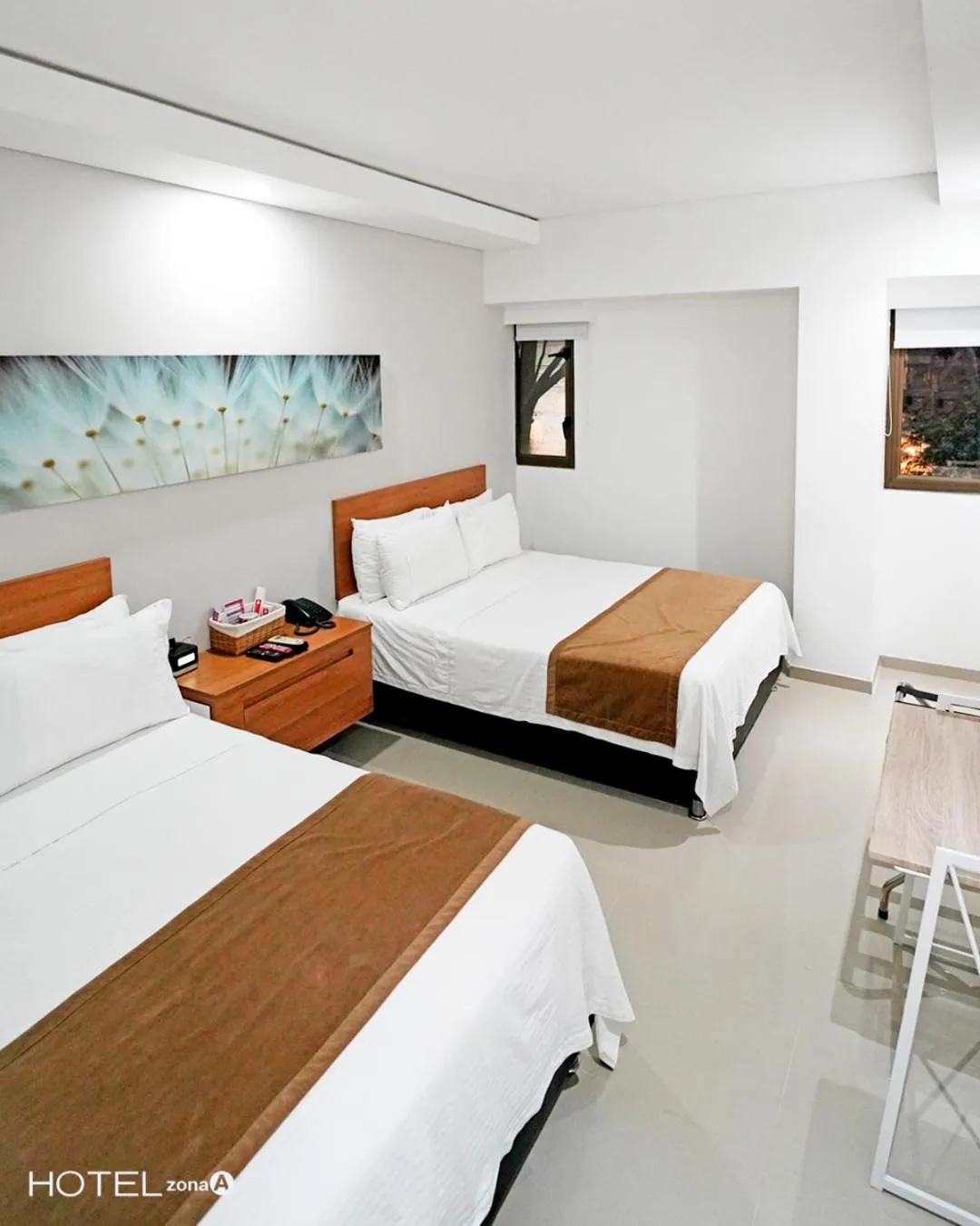 Photo of the whole room, Bed in Hotel Zona A