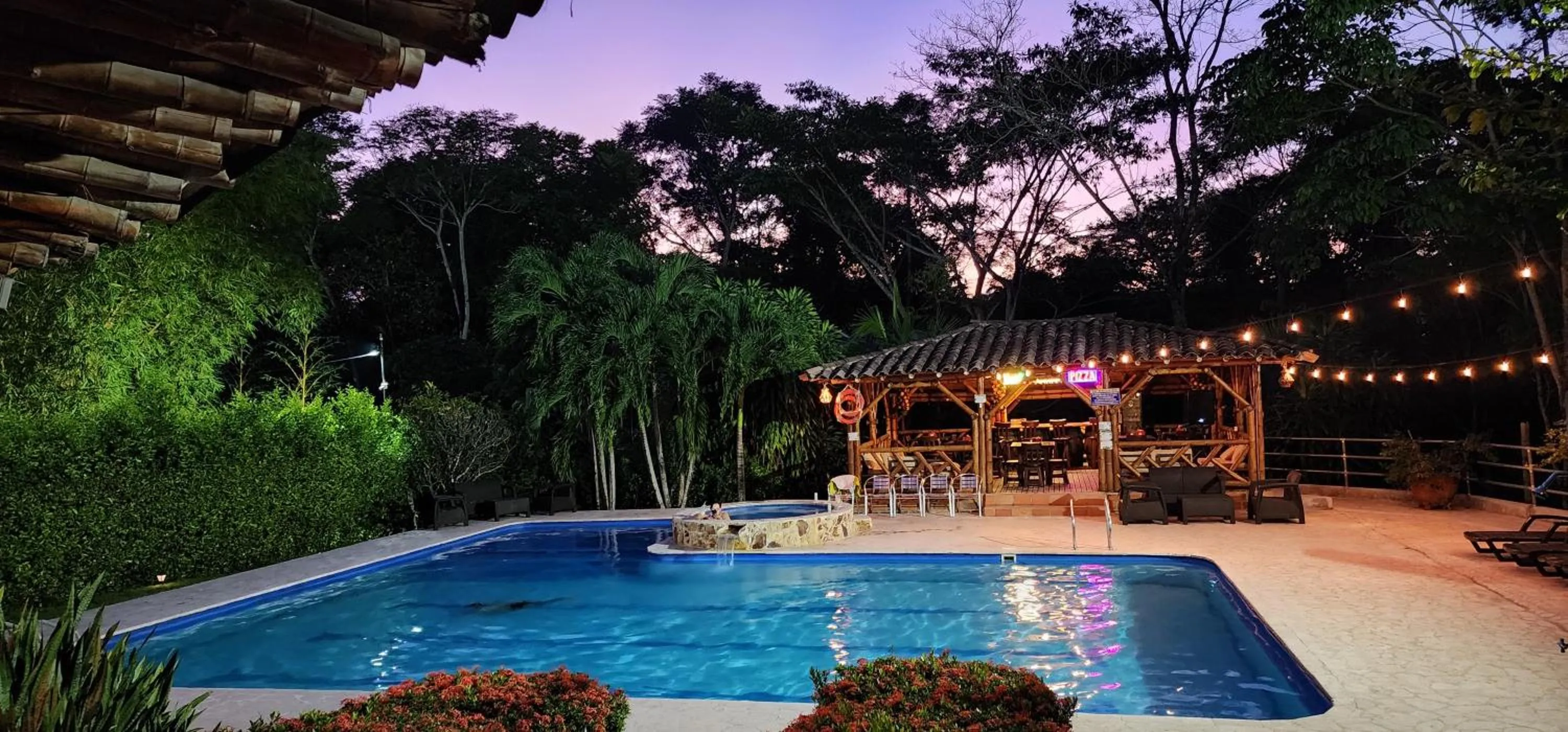 Pool view in Hotel Parador del Gitano