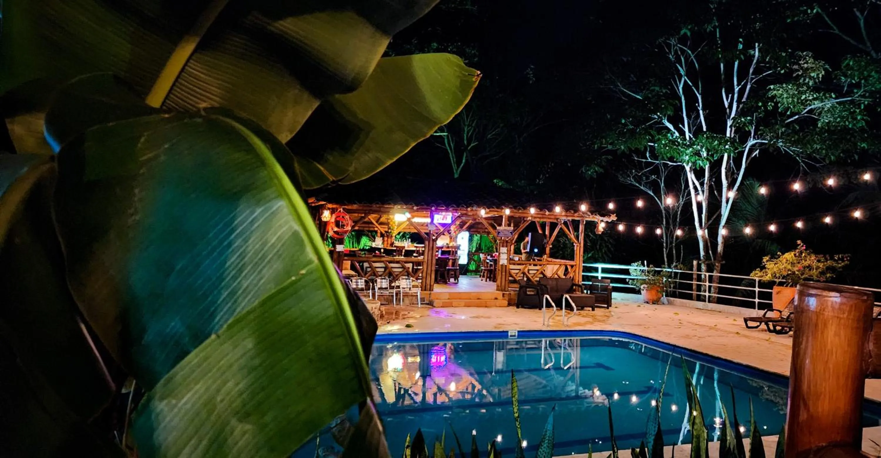 Night in Hotel Parador del Gitano