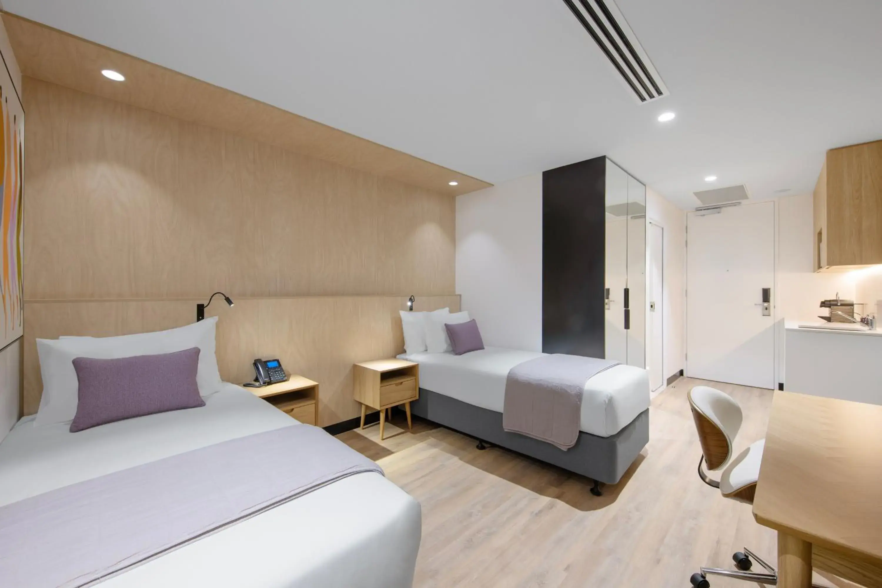 Deluxe Twin Room in Haberfield Hotel Deluxe Twin Room in Haberfield Hotel