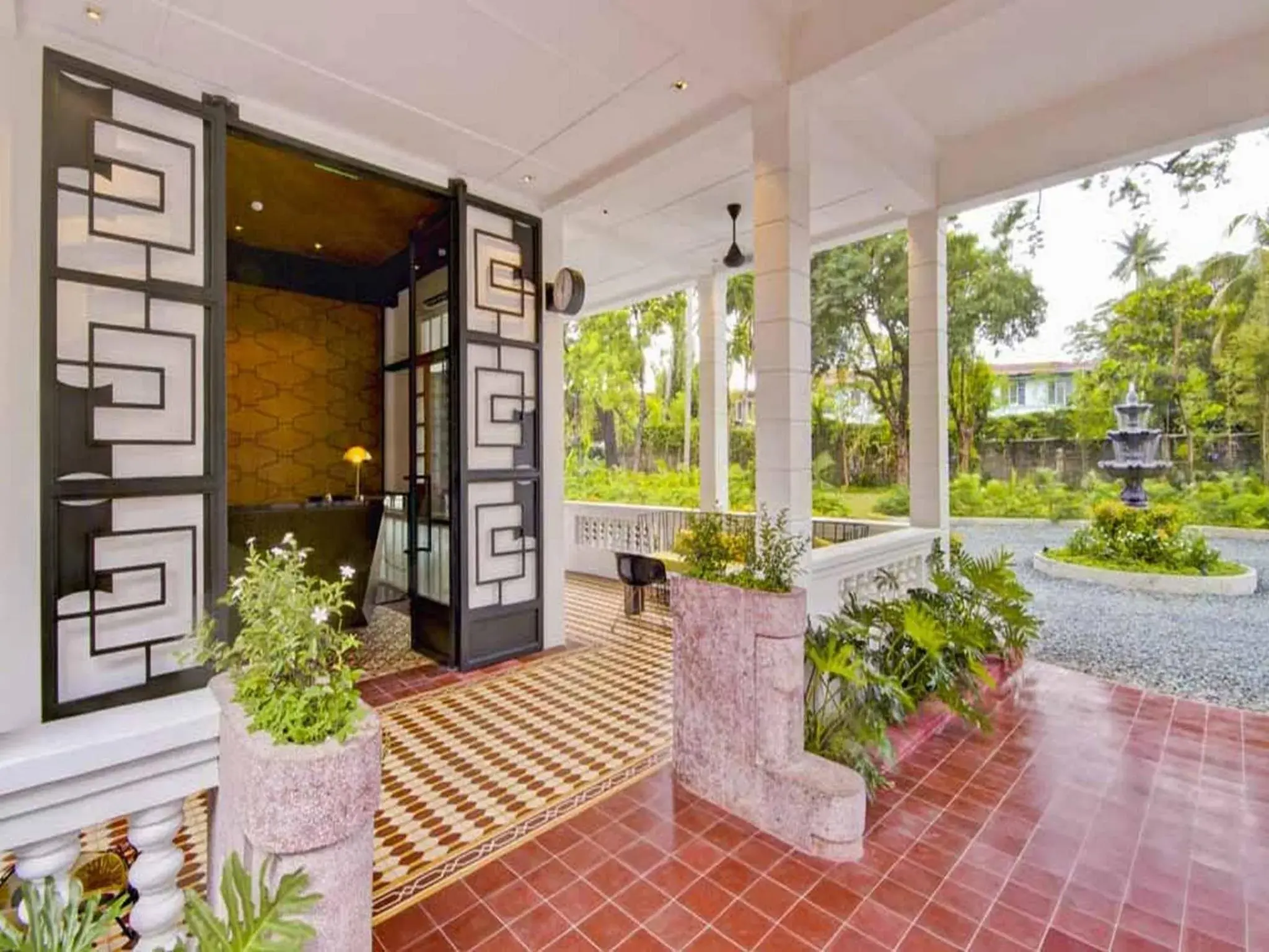 Lobby or reception in The Henry Hotel Manila Lobby or reception in The Henry Hotel Manila