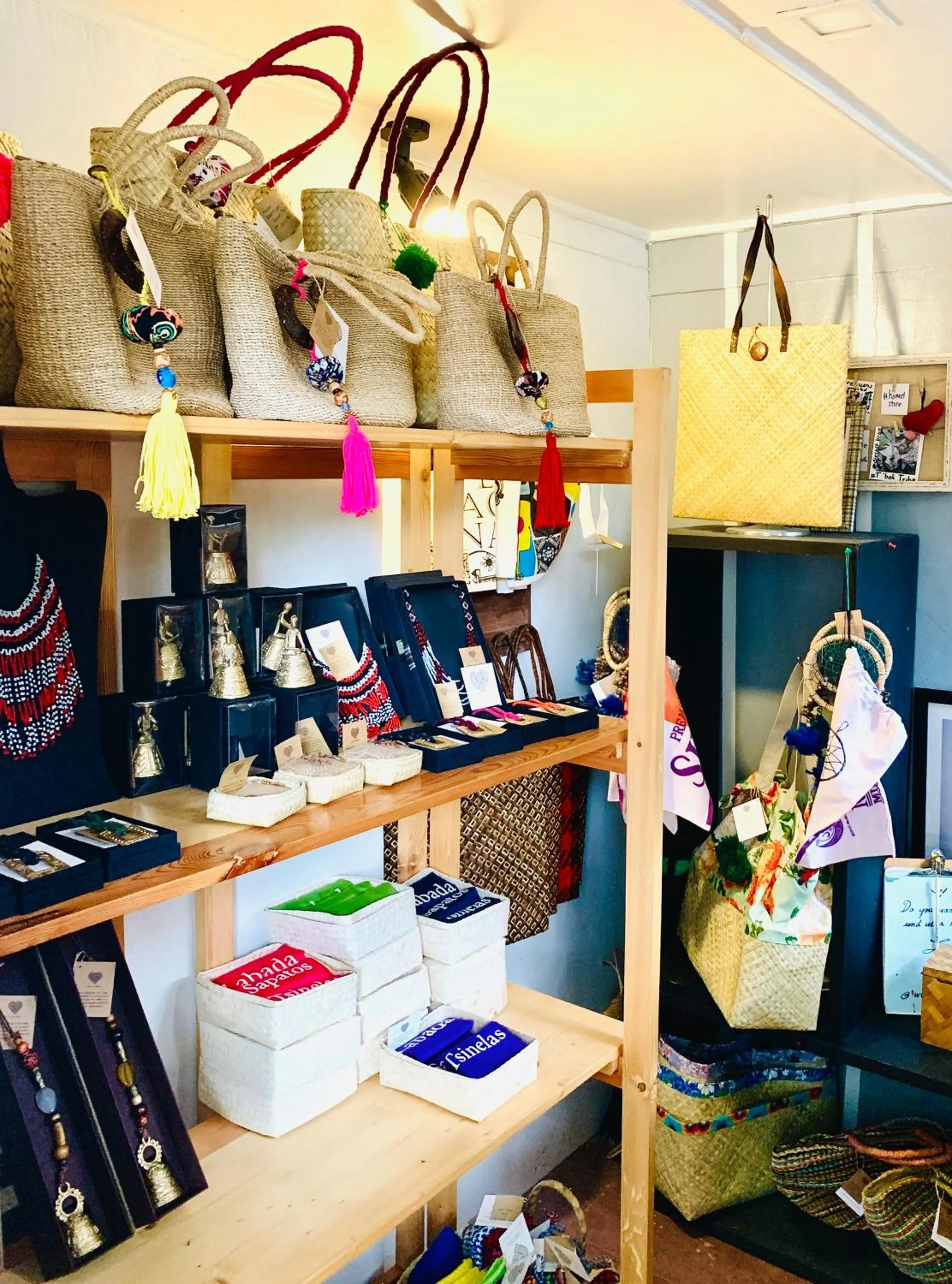 On-site shops in The Henry Hotel Manila