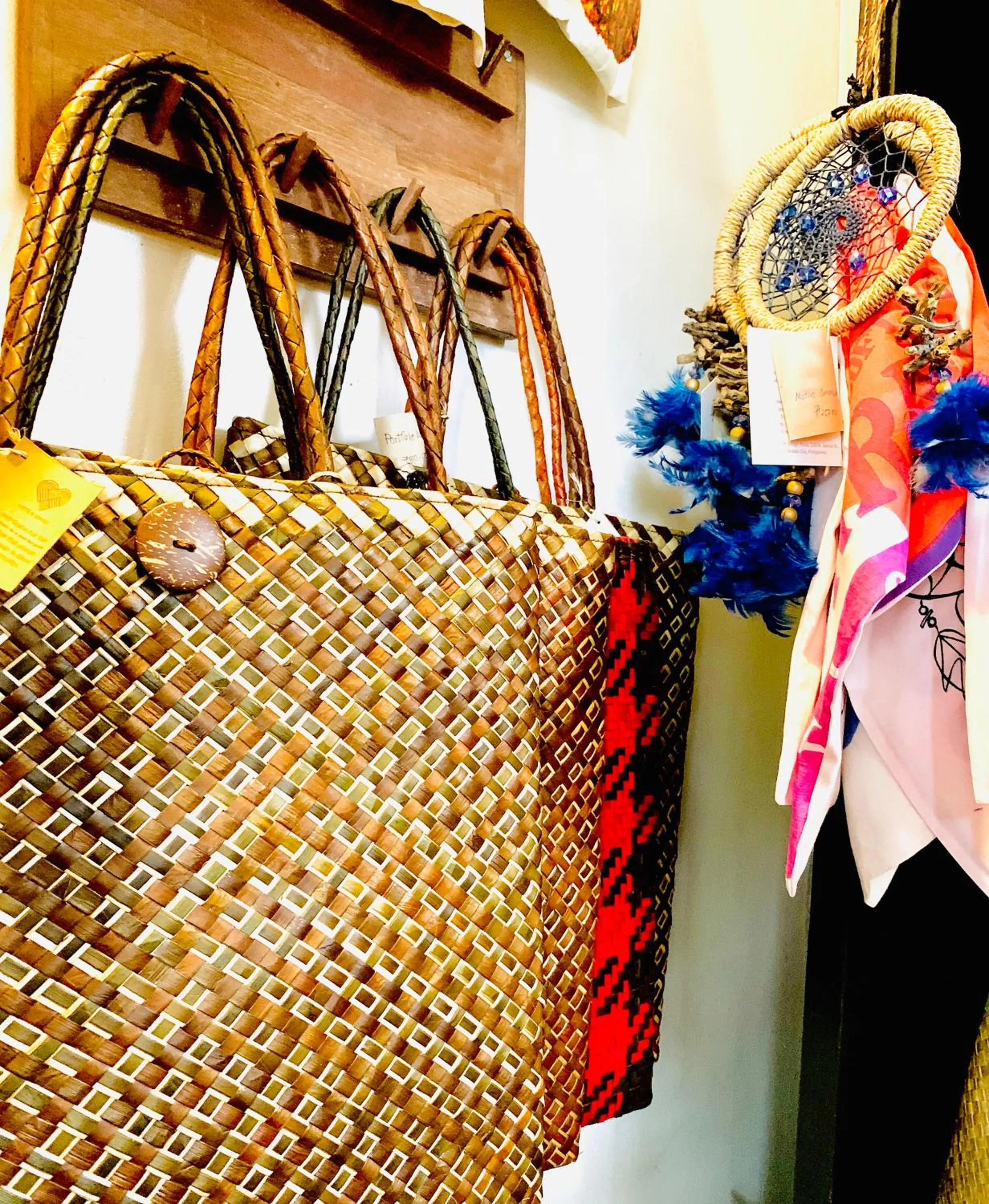 On-site shops in The Henry Hotel Manila