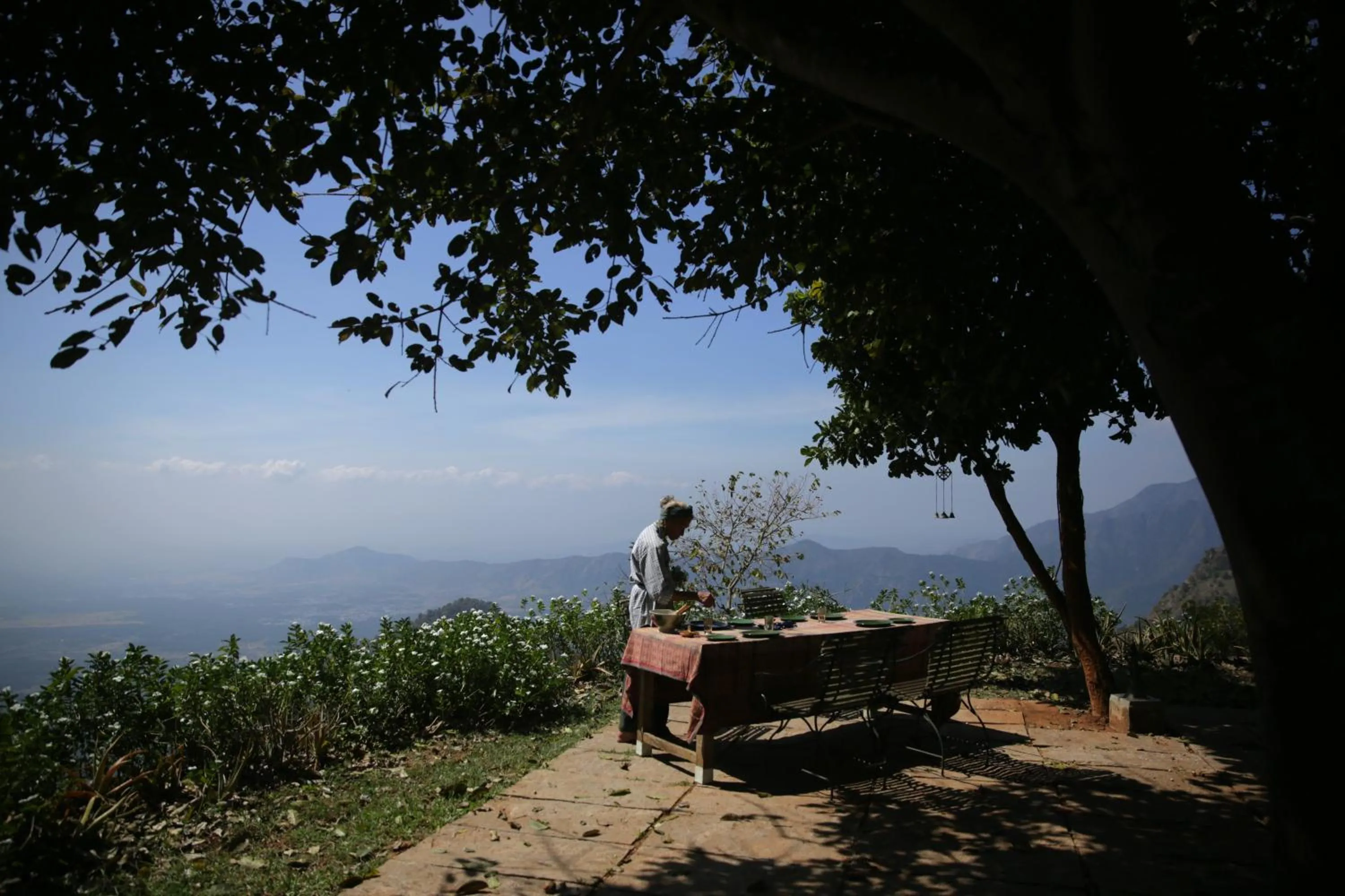 Restaurant/places to eat in Isla's Ridge - A CGH Earth SAHA Experience