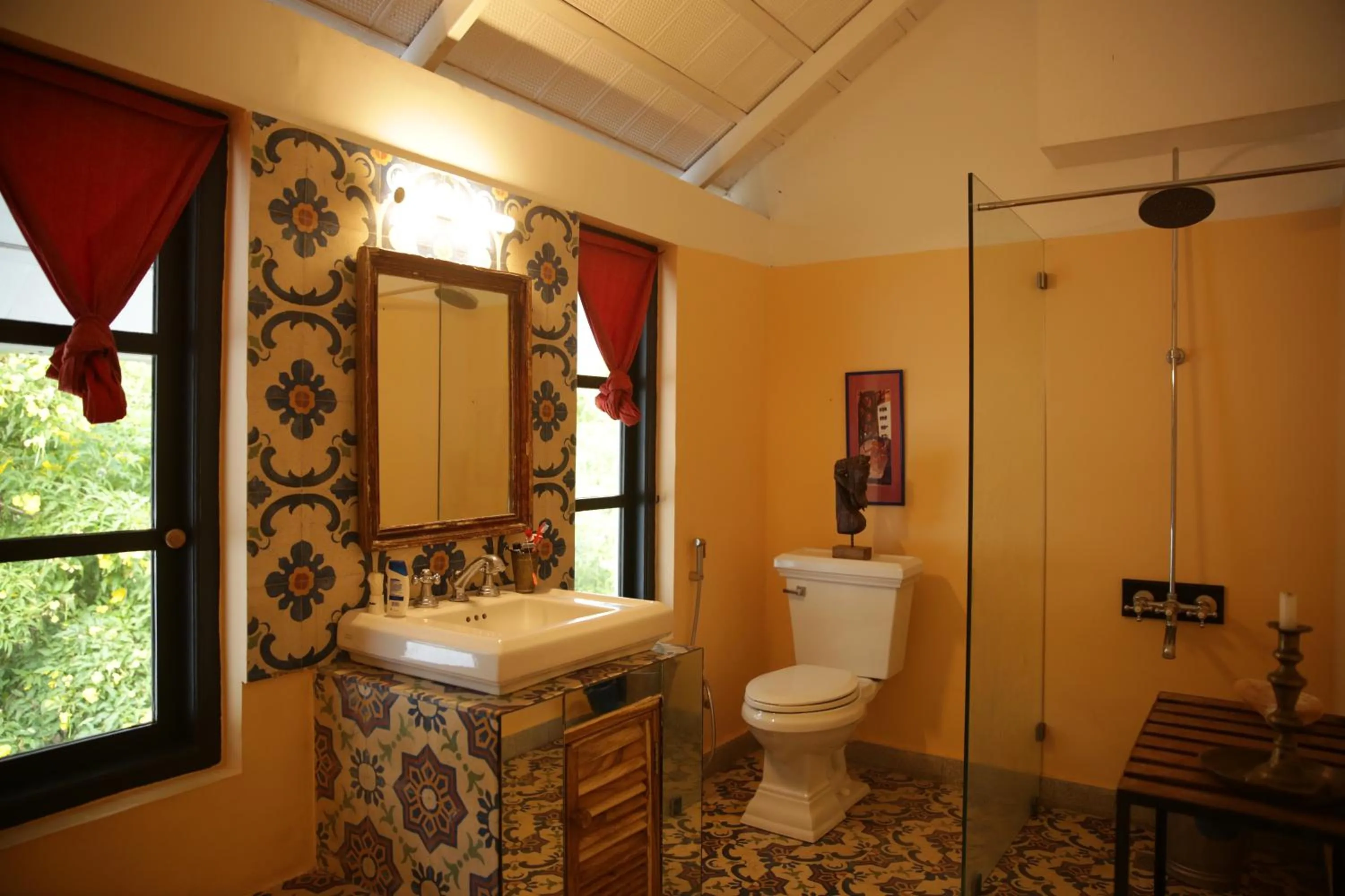 Toilet in Isla's Ridge - A CGH Earth SAHA Experience
