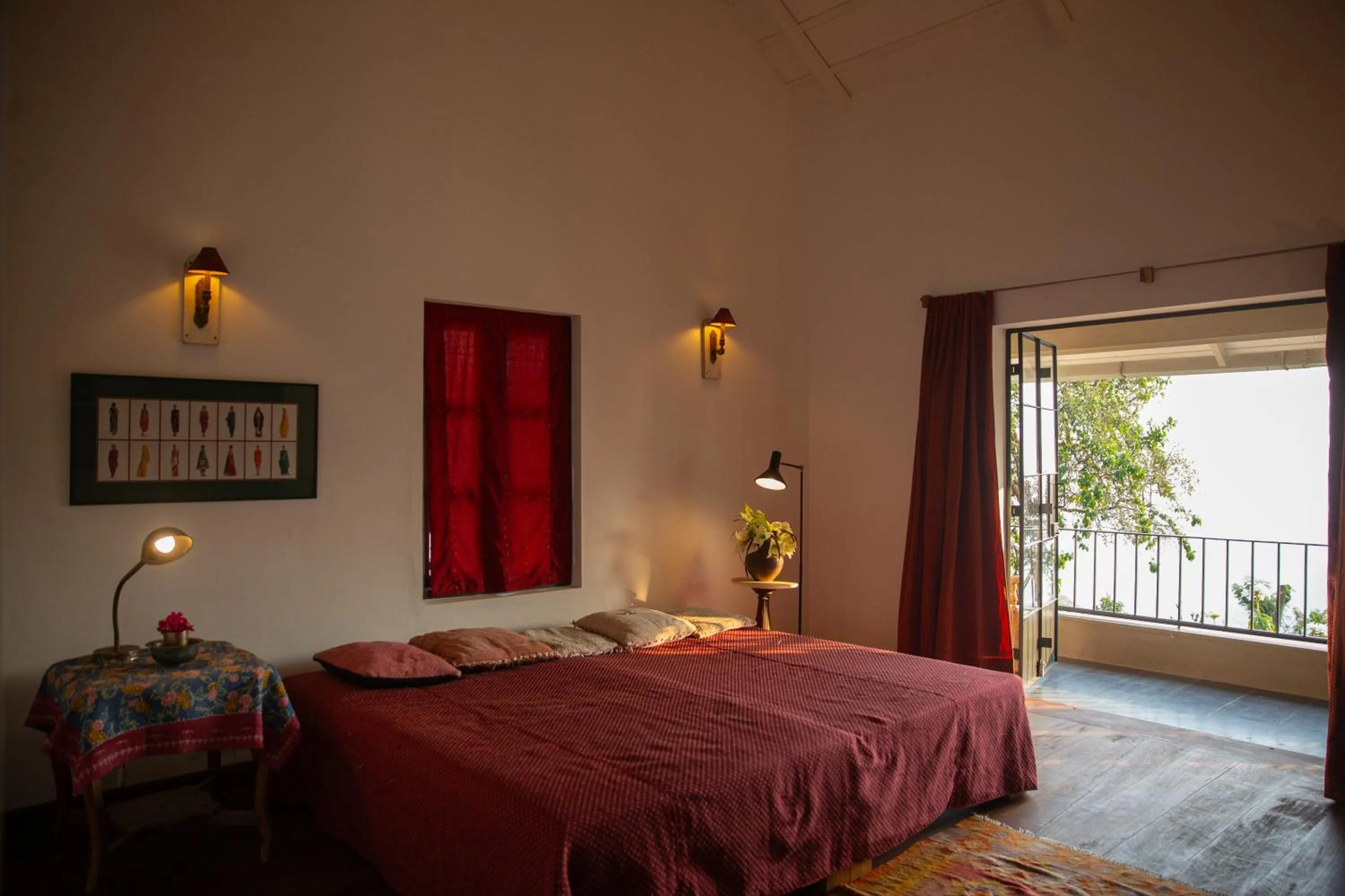 Bed in Isla's Ridge - A CGH Earth SAHA Experience