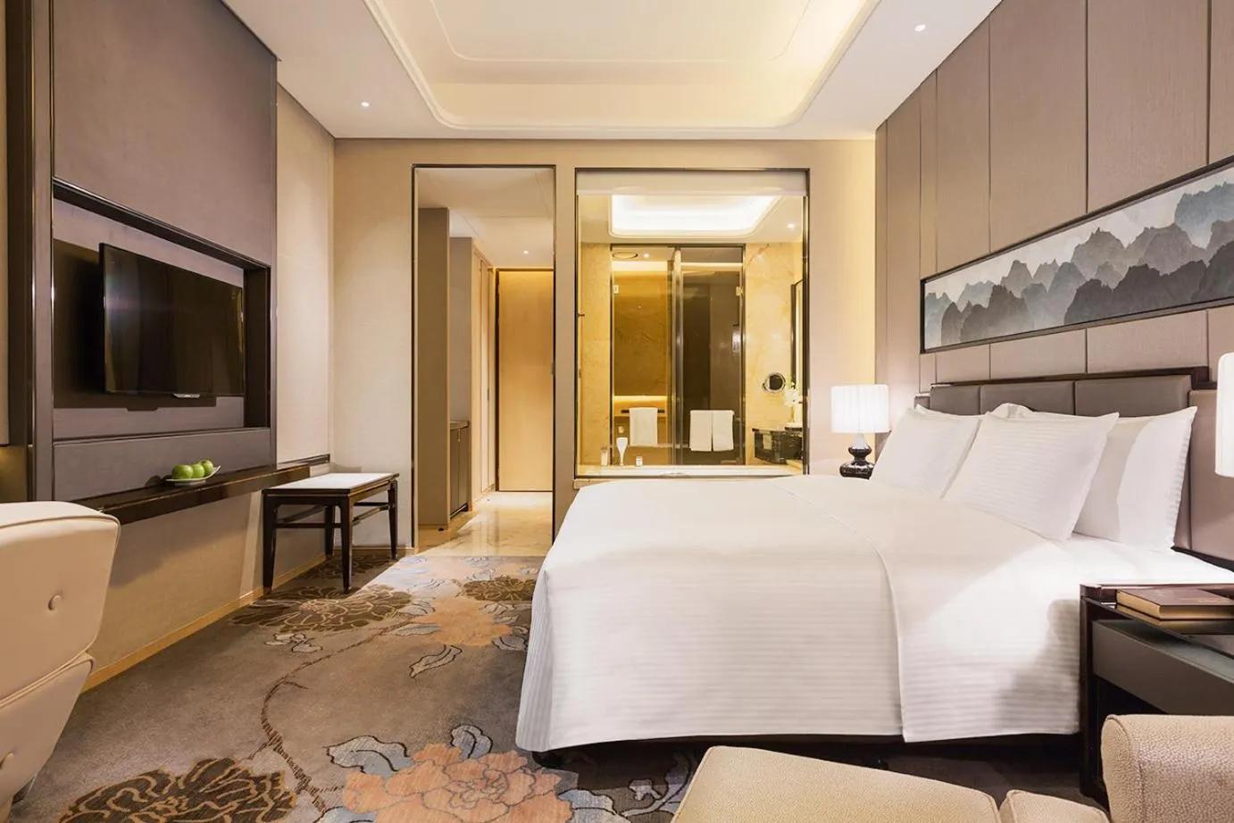 Photo of the whole room, Bed in Wanda Realm Longyan