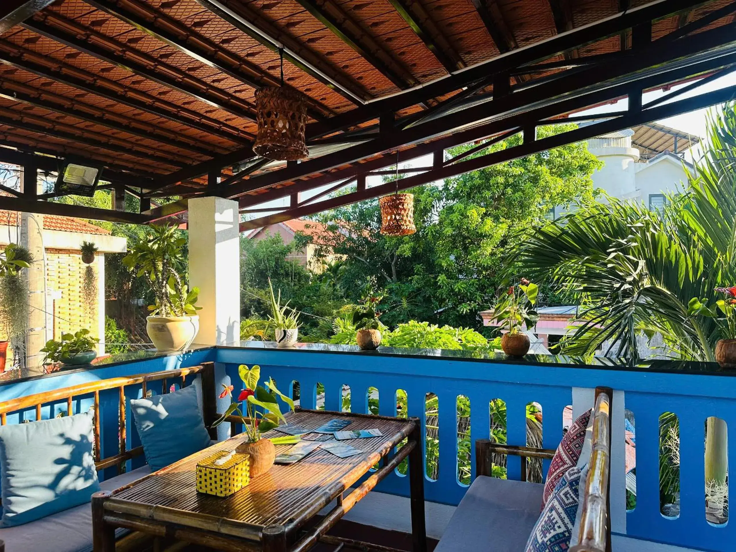 Deluxe Double Room with Balcony in Local Beach Homestay Deluxe Double Room with Balcony in Local Beach Homestay