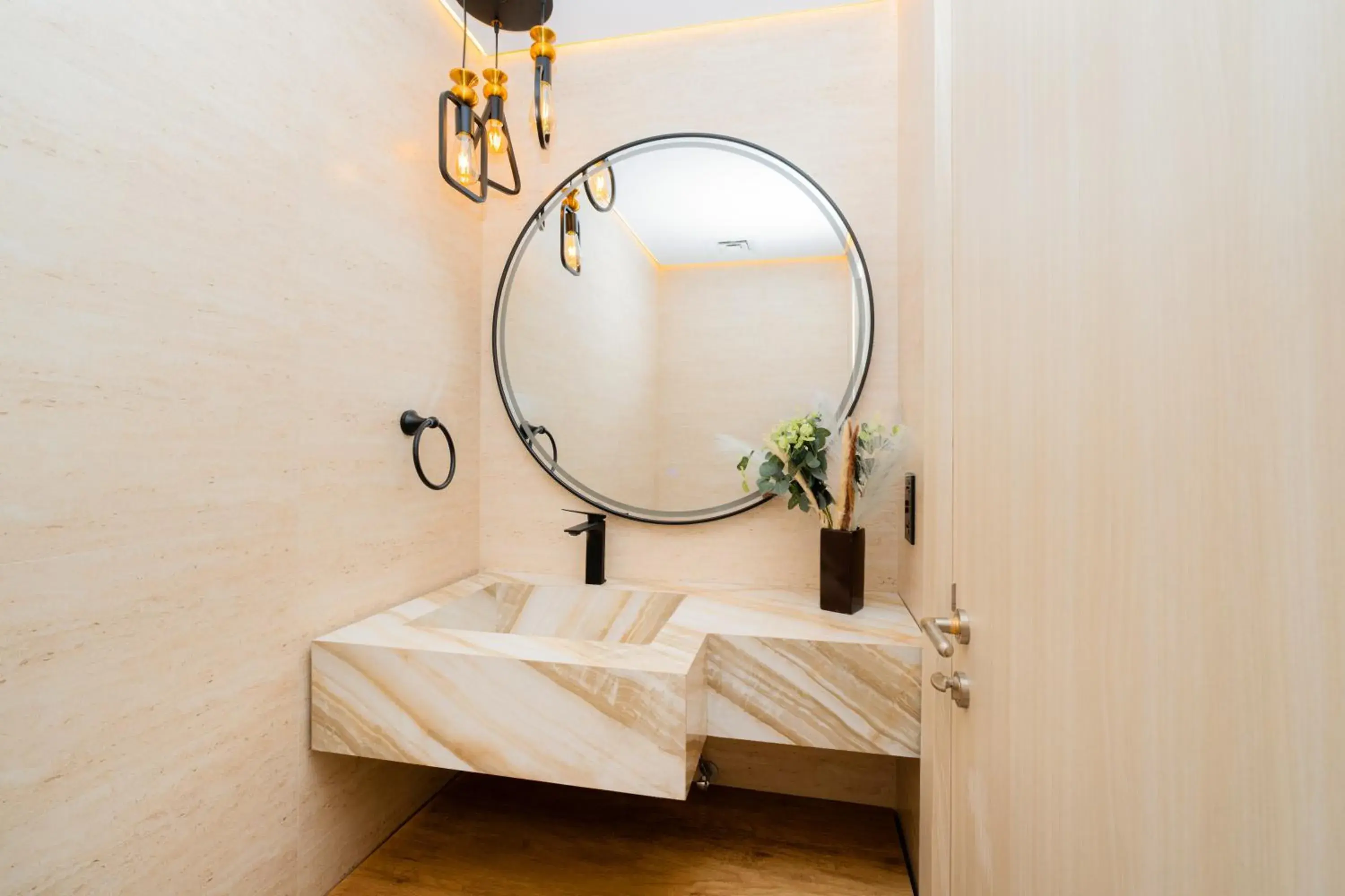 Bathroom in Dubai Marina - 1BHK Apartment Bathroom in Dubai Marina - 1BHK Apartment