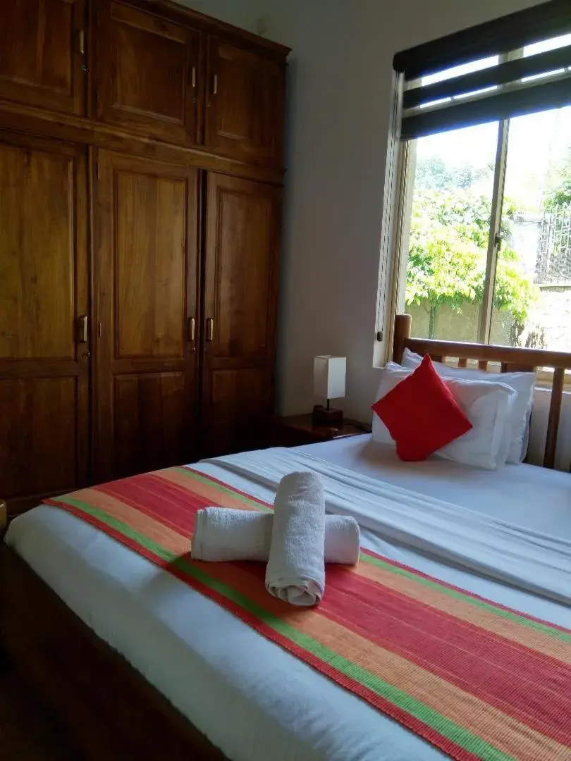 Standard Double Room - single occupancy in 36 Bed & Breakfast Standard Double Room - single occupancy in 36 Bed & Breakfast